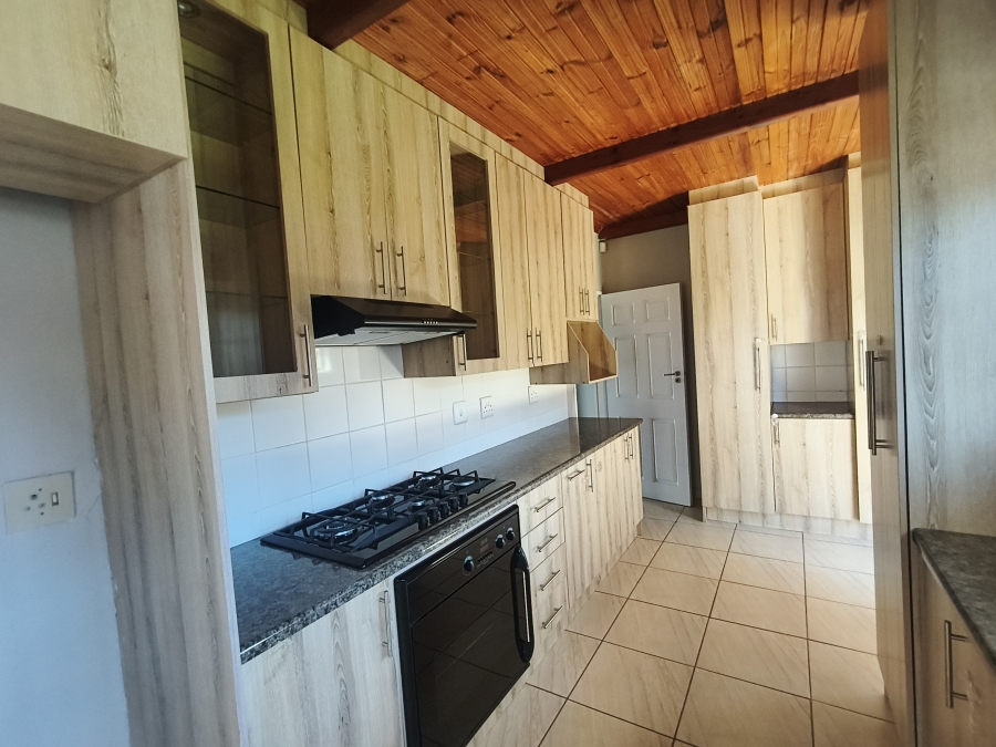 3 Bedroom Property for Sale in Wavecrest Eastern Cape